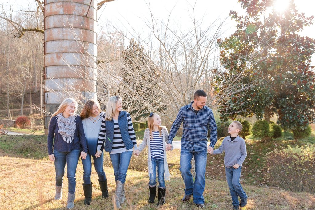 Andrews, North Carolina family photographer captures beautiful fall photos.