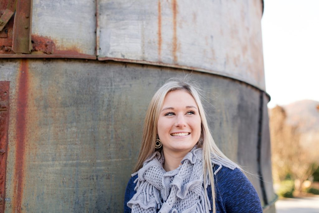 Andrews, North Carolina family photographer captures beautiful fall photos.