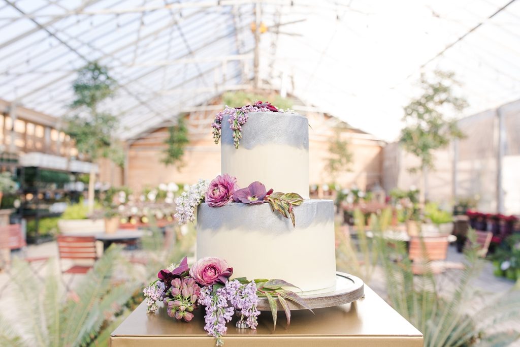 Long Hollow Gardens Wedding Cake Photo