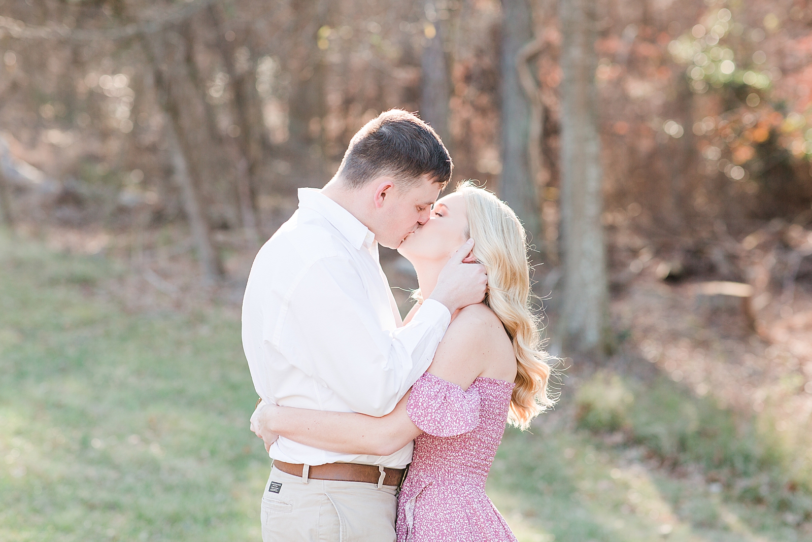 Kennesaw Mountain Engagement Session Couple Kissing Photo