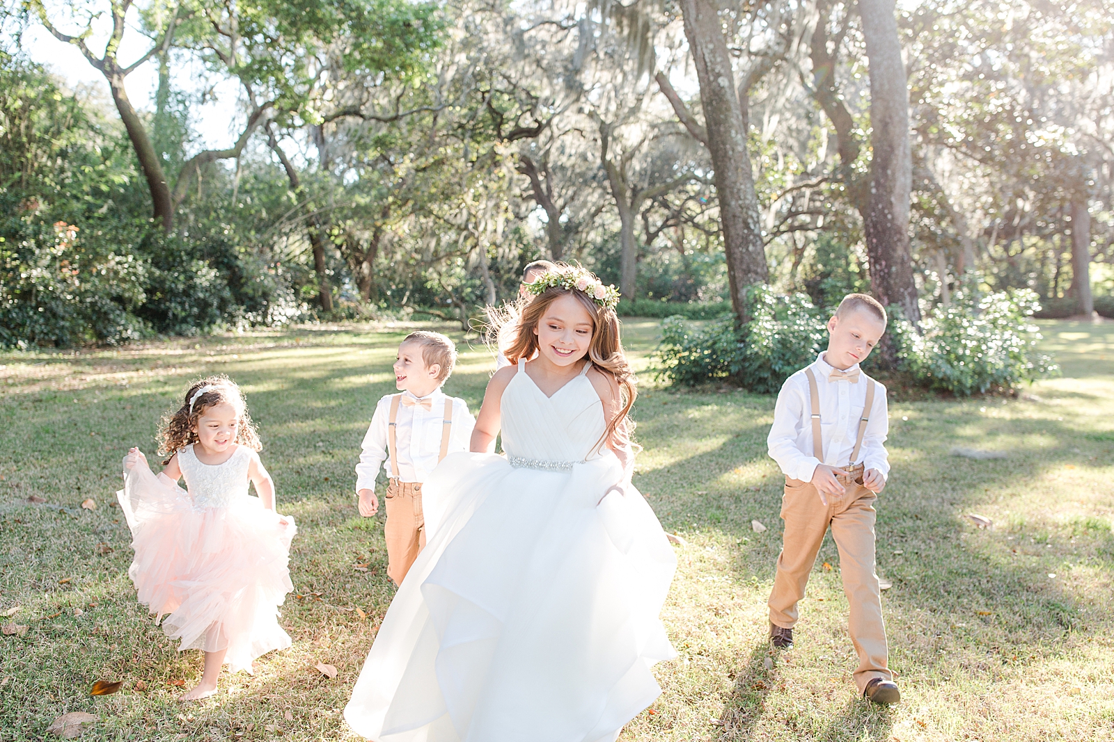 Enchanted Oaks Jacksonville Wedding Flower Girl and Ring Bearers Running Photo