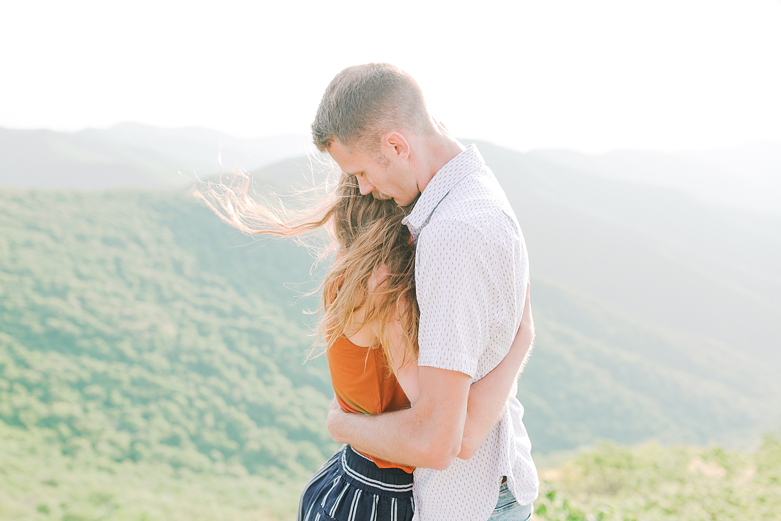Craggy Gardens Engagement Couple Hugging Photo