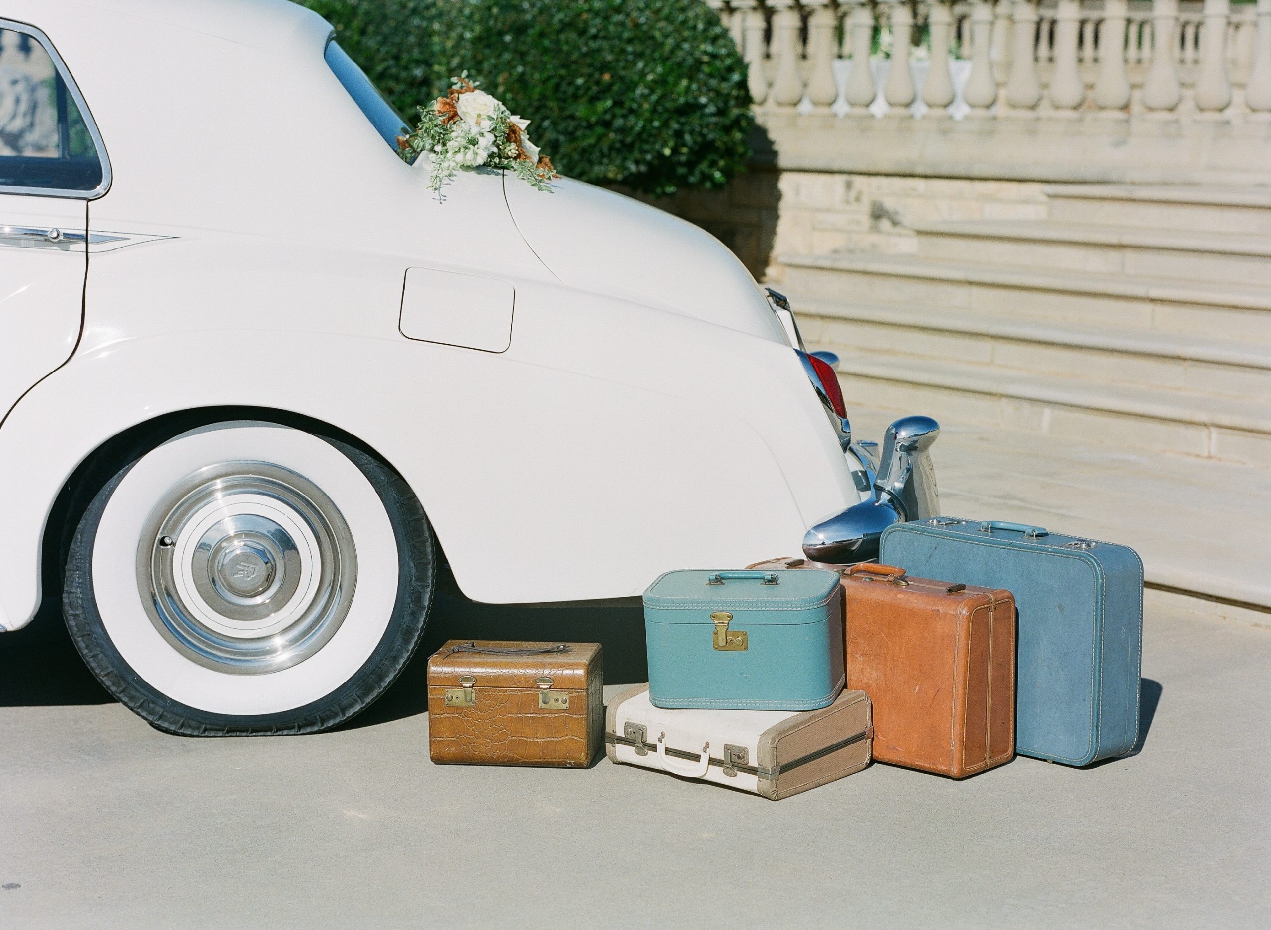 Back or Rolls Royce with Vintage Suit Cases 