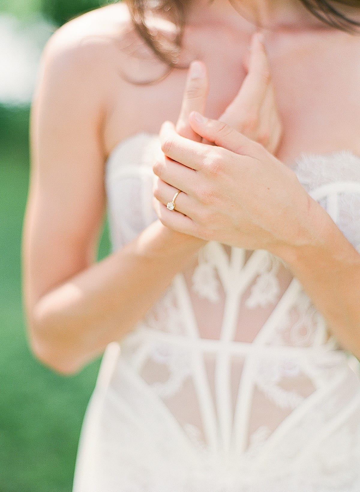 Alon Livné White Wedding Gown Detail of Bodice Photo 