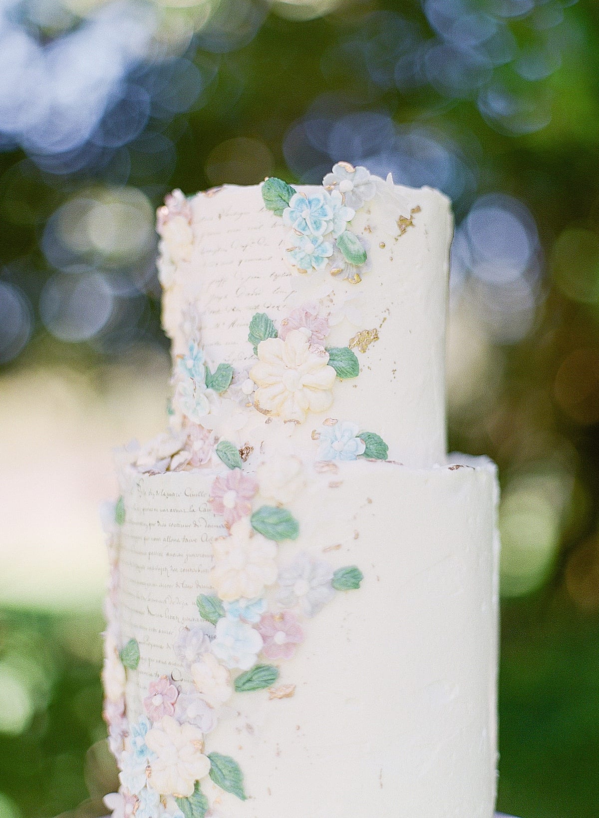 Saint Simons Island Wedding Cake by Cake Envy GA Photo 