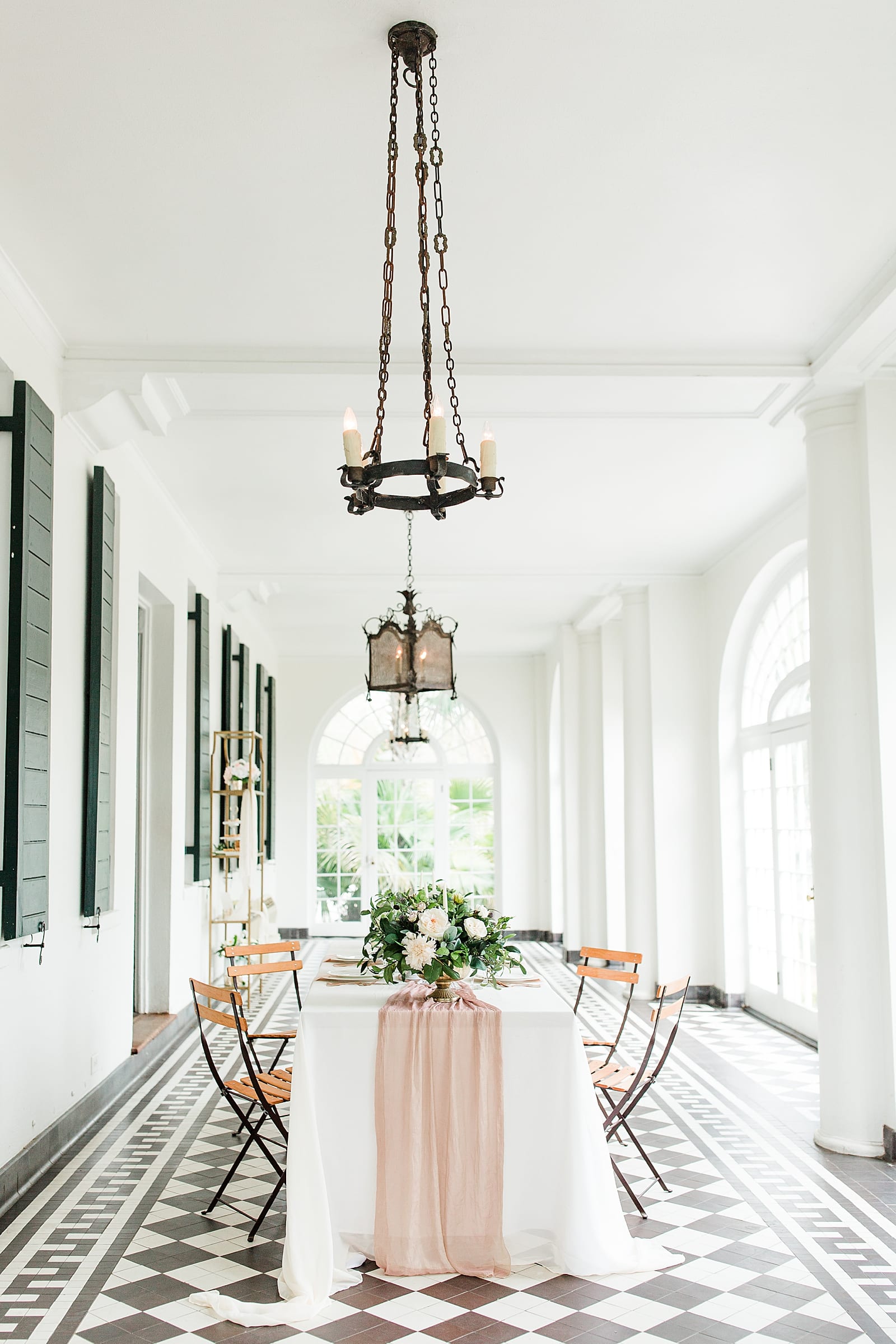 South Carolina Wedding Venue Table with Checkered Floor Photo 