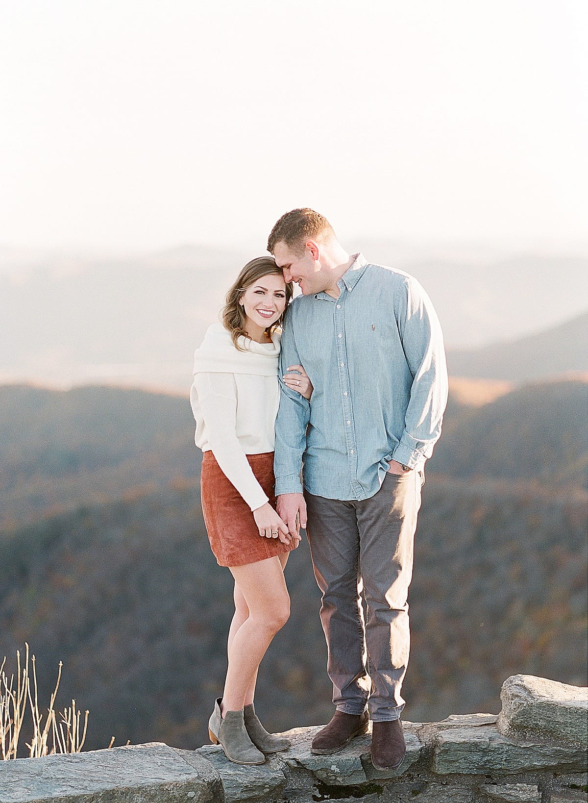 Mountain Engagement Session Outfit Inspiration Photo