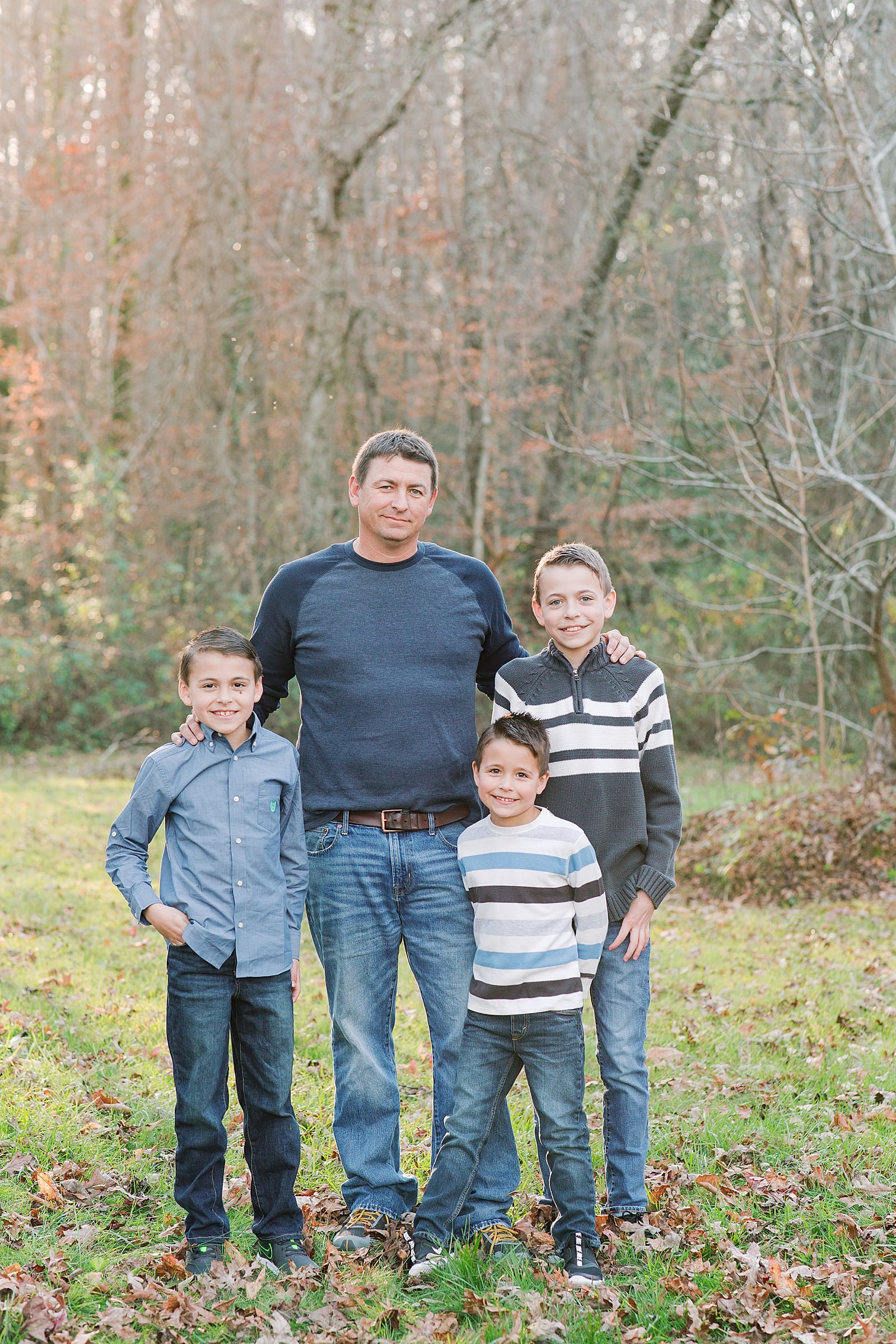 Family Photo Ideas Dad with Sons Photo