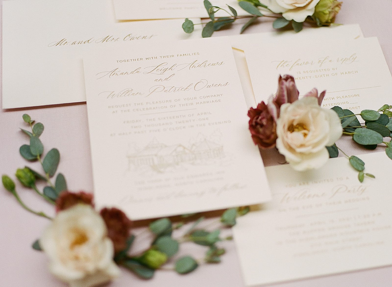 Old Edwards Inn Wedding Invitation Suite with Flowers Photo