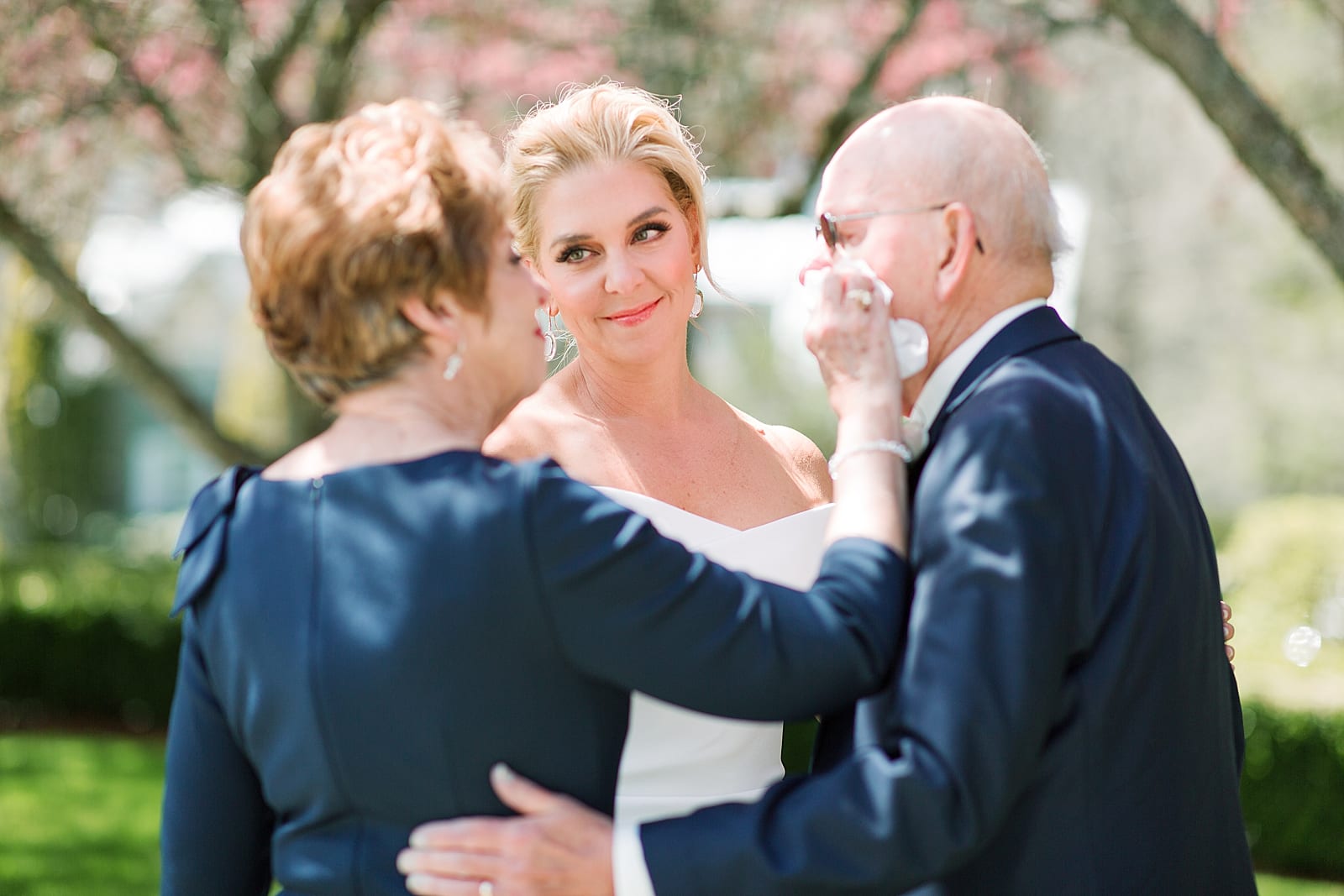 Bride with Mom and Dad Photo