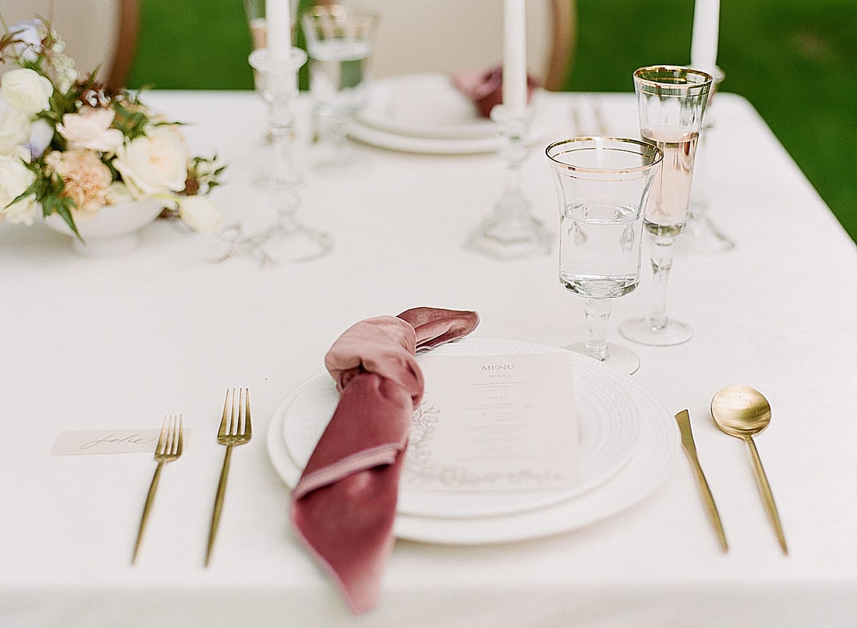 Old Edwards Inn Wedding Inspiration Reception Table Photo