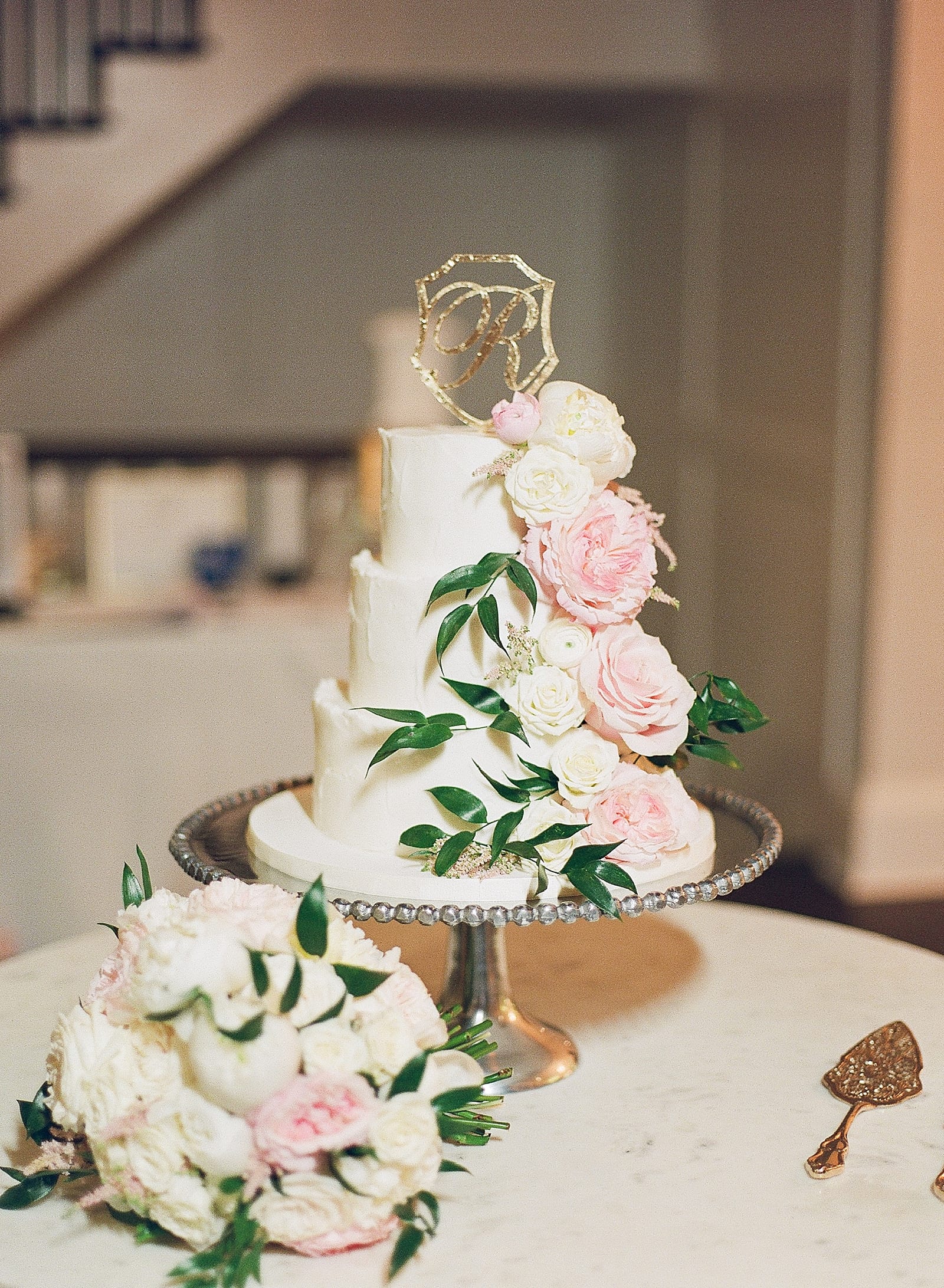 Orlando Wedding Photographer Home Wedding Cake and Brides Bouquet Photo