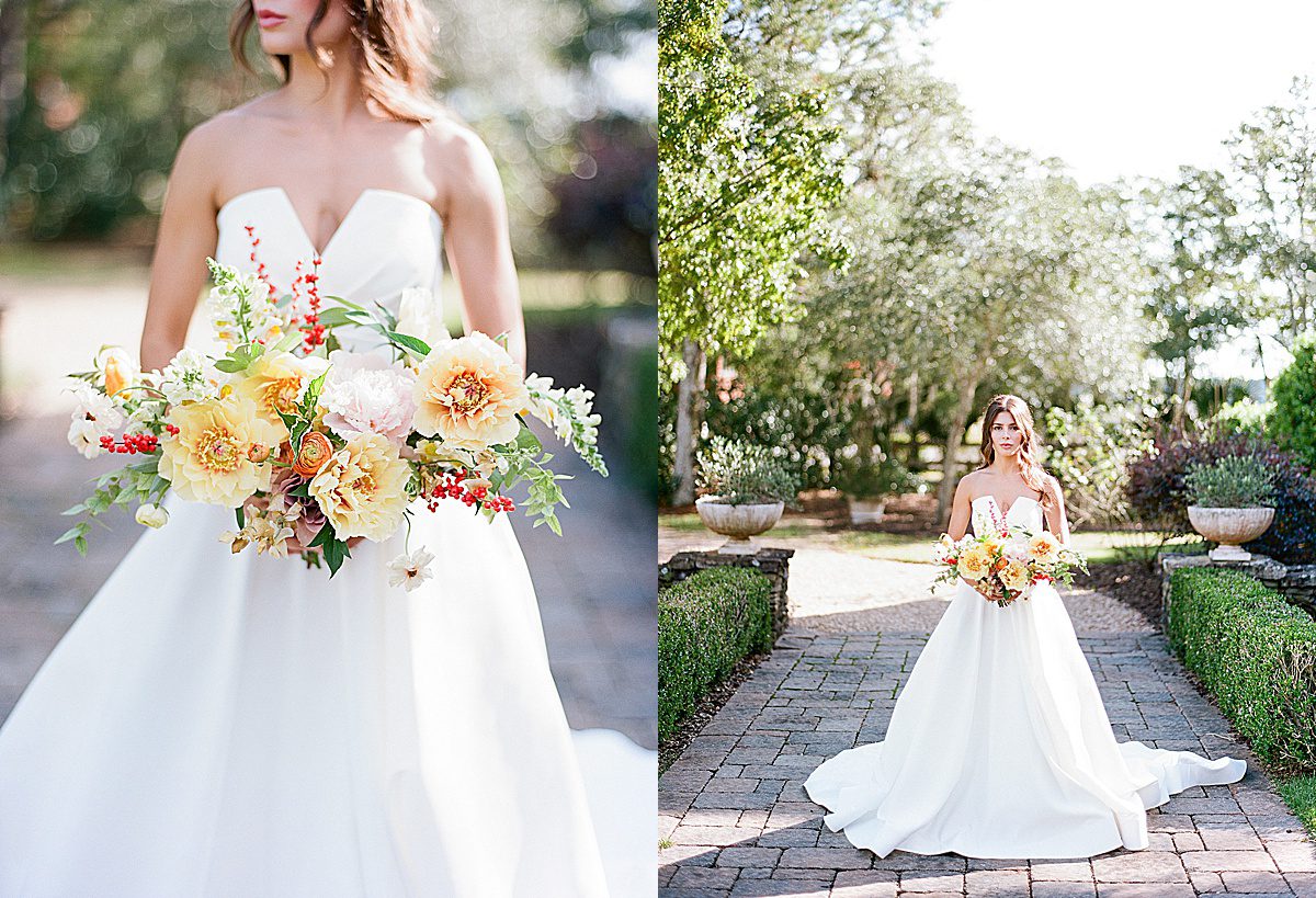 Wedding Venue In Charleston Bride Holding Bouquet Photos