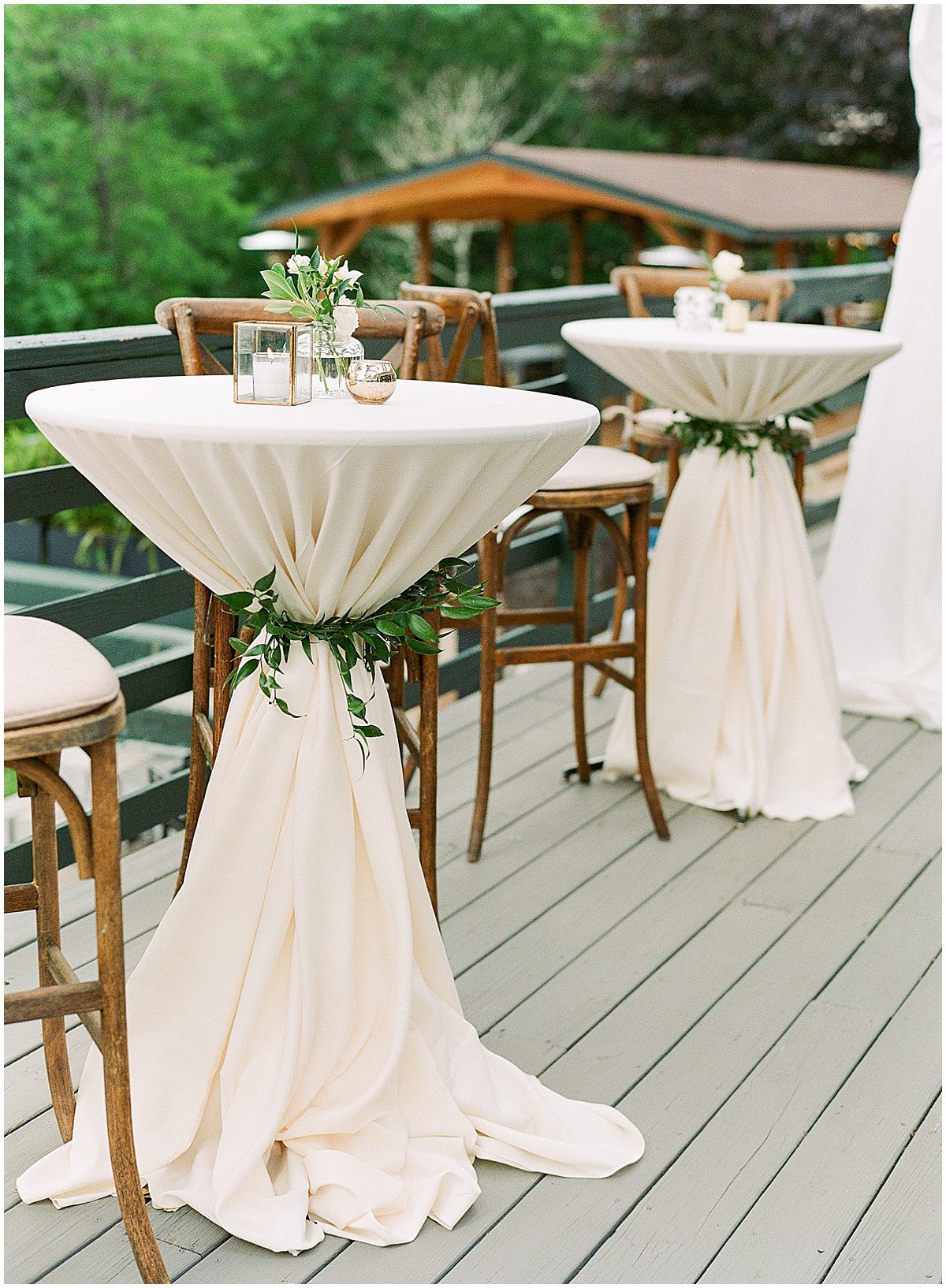 Highlands North Carolina Wedding Reception Tables at Skyline Lodge Photo