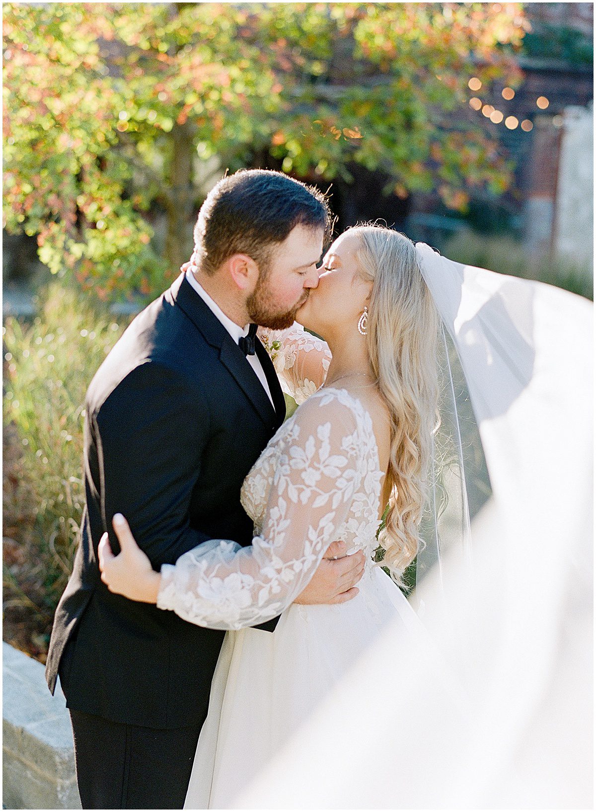 Bride and Groom Kissing at Atlanta Georgia Wedding Photo