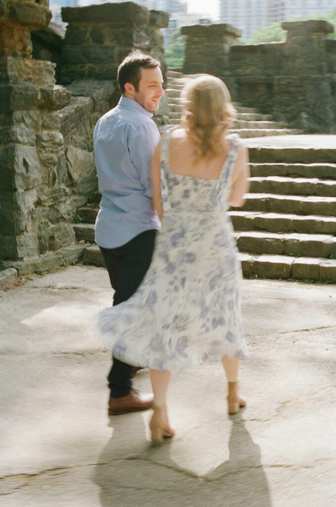 motion blur couple walking