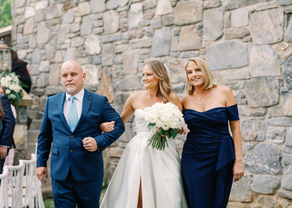 bride with mom and dad