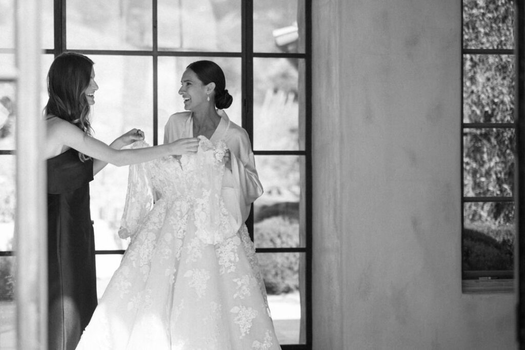 Black and white of Bride getting ready 