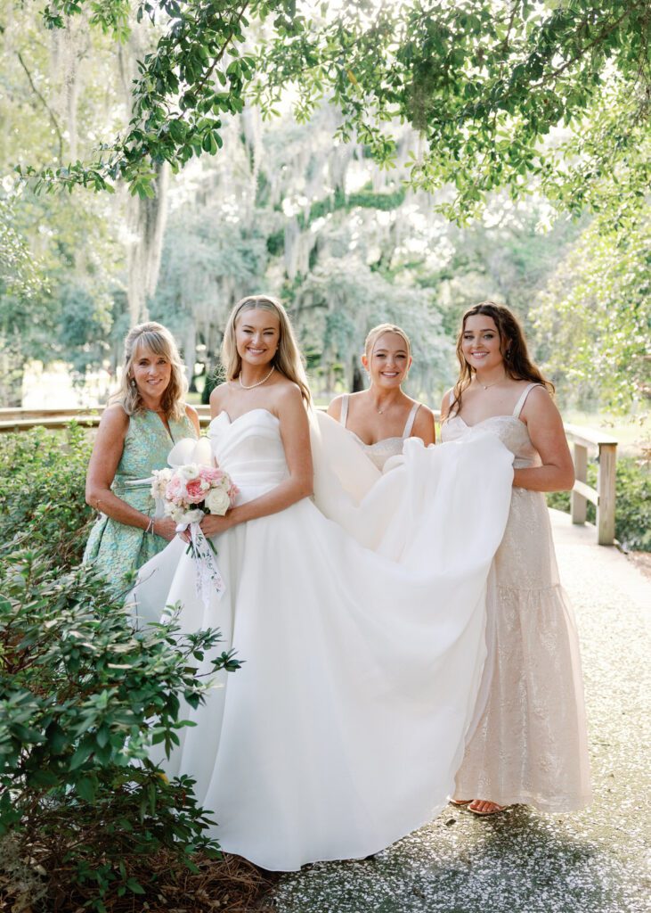 bride with mom and sisters