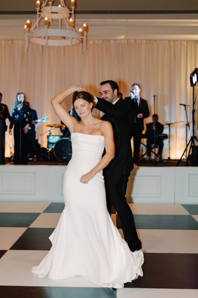 bride and groom first dance